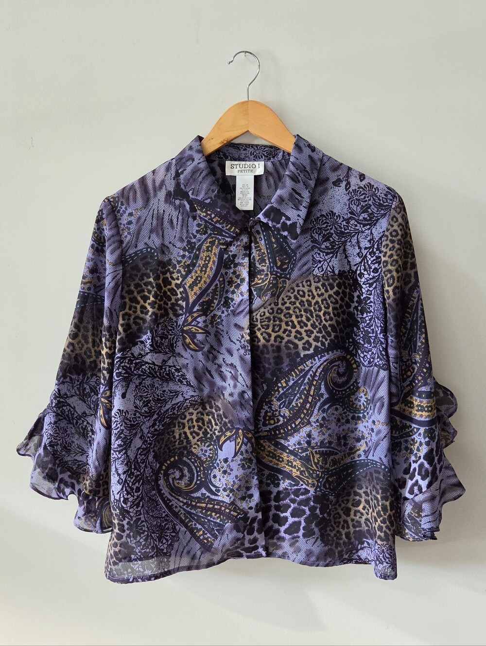 Studio I Petite Blouse 14P Purple Leopard Paisley Ruffle Sleeve Button Up